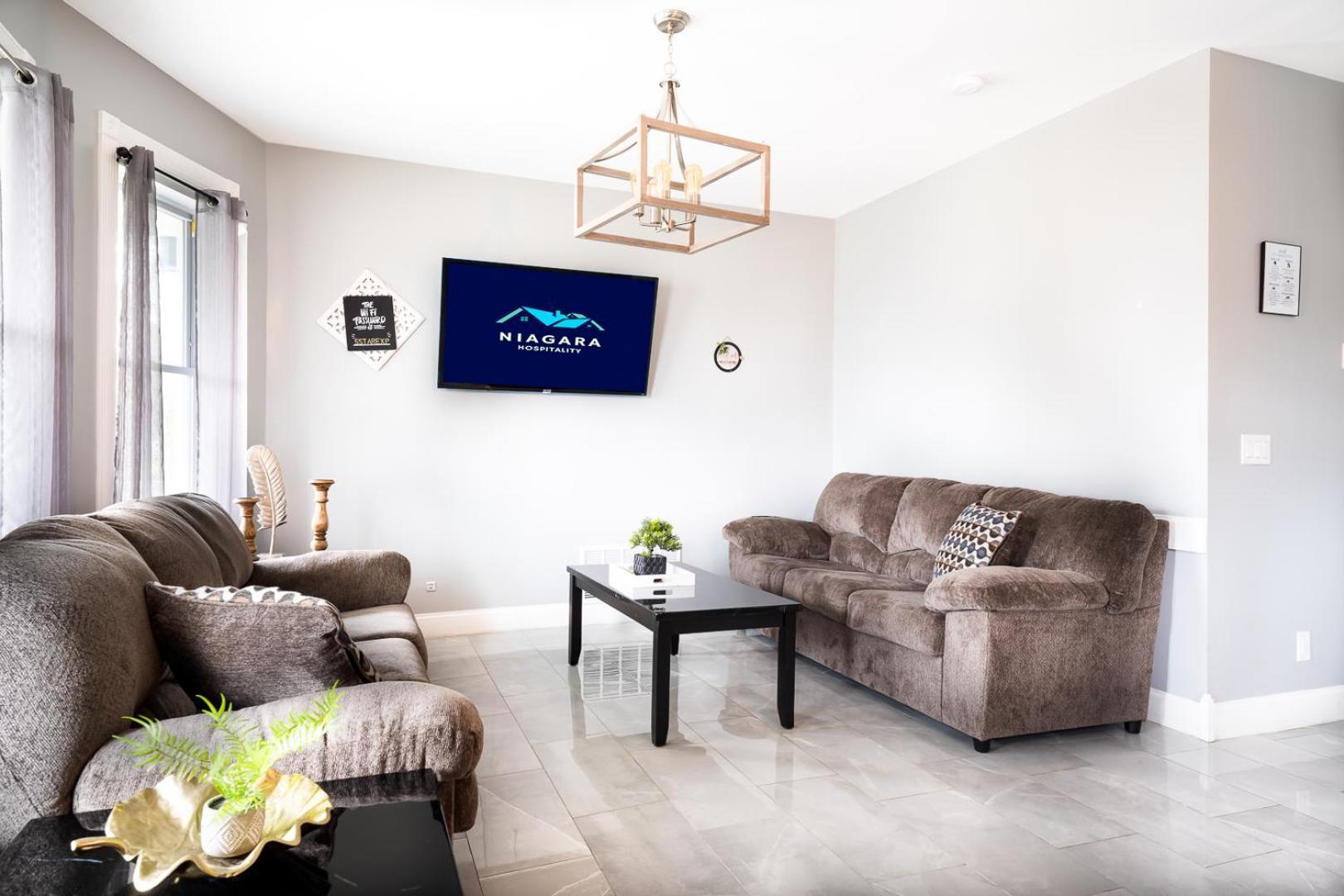 Large-Group Ready 8Br Home Near Niagara Falls & Casino Екстериор снимка